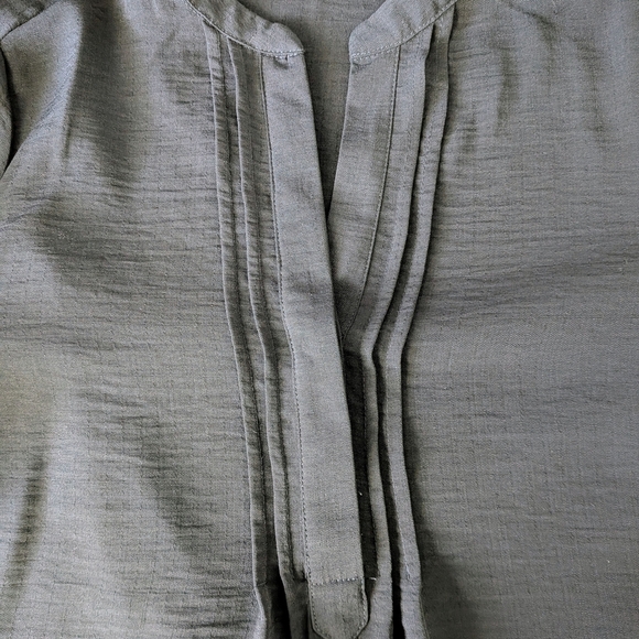 Philosophy Black Ruffle Sleeve Split Neck Blouse – Women’s Medium #133 - Picture 4 of 6